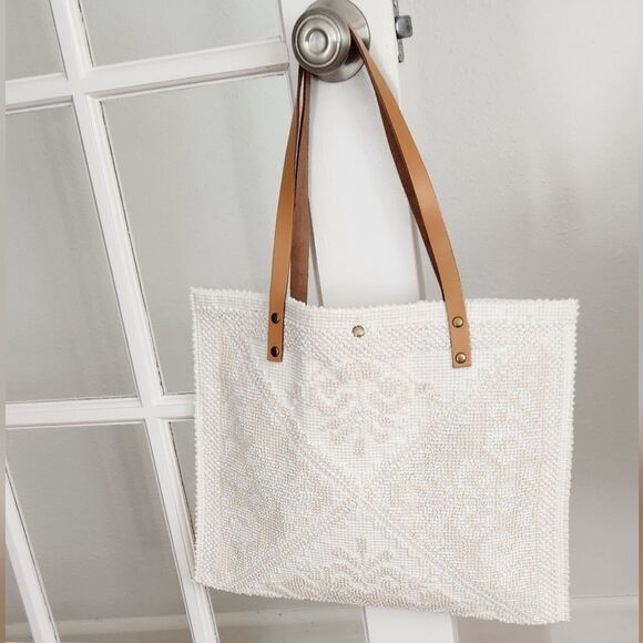 Handwoven Artisinal Tote Bag - Picture 1 of 10
